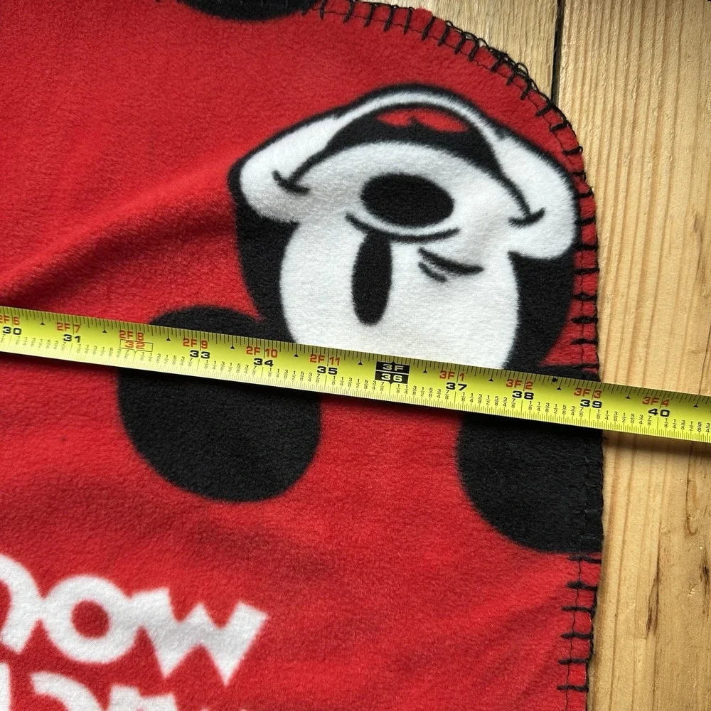Disney Red/White/Black Mickey Mouse Face Throw Blanket 39 X 49 Inch